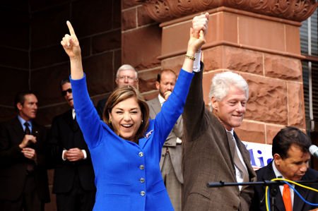 Sanchez_Clinton_Oct2010_web